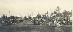 Troops awaiting departure to Quebec City for embarkation.
Valcartier camp, Quebec Sept 1914.