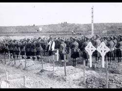 Burial
of Lt Evan Ryrie July 1917.